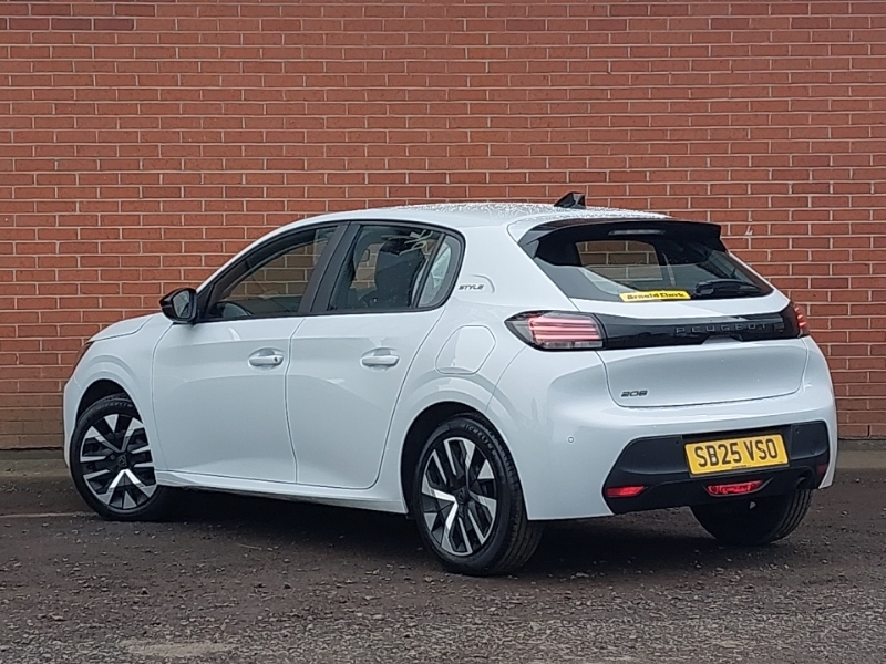 Peugeot 208 1.2 Puretech 100 Style SB25VSO White #2