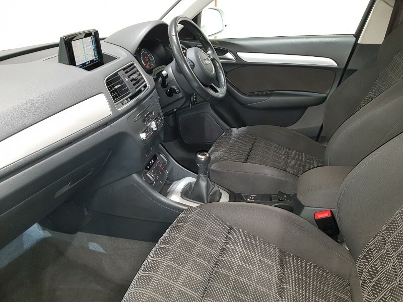 Audi Q3 1.4T Fsi Sport BT67FVA White #5