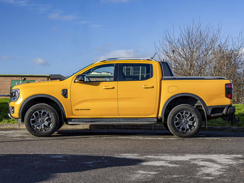 Ford Ranger Pick Up Double Cab Wildtrak 2.0 Ecoblue 205 YS73UWV Orange #4