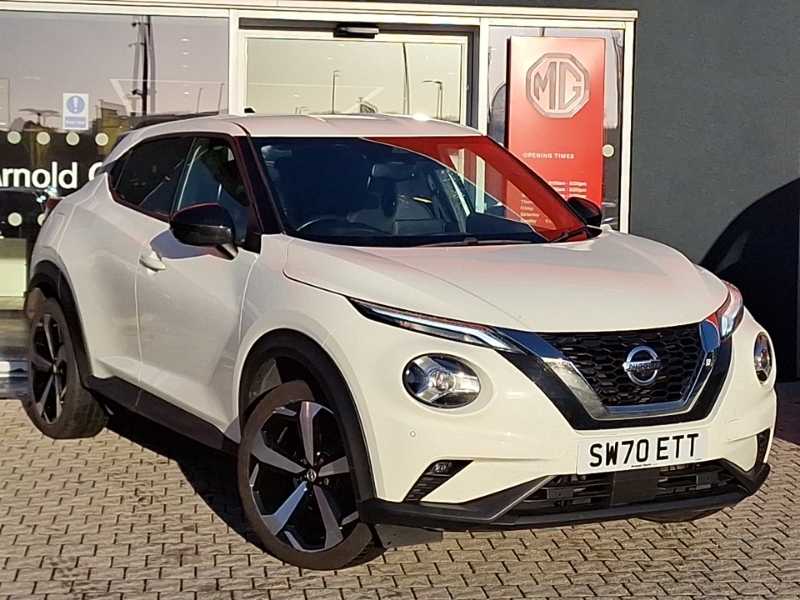 Nissan Juke 1.0 Dig-t 114 Tekna White