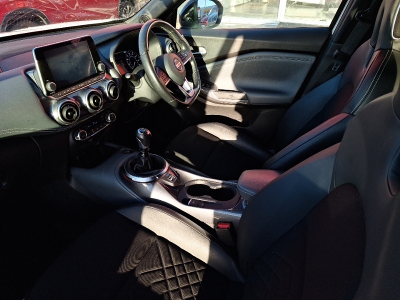 Nissan Juke 1.0 Dig-t 114 Tekna SW70ETT White #5