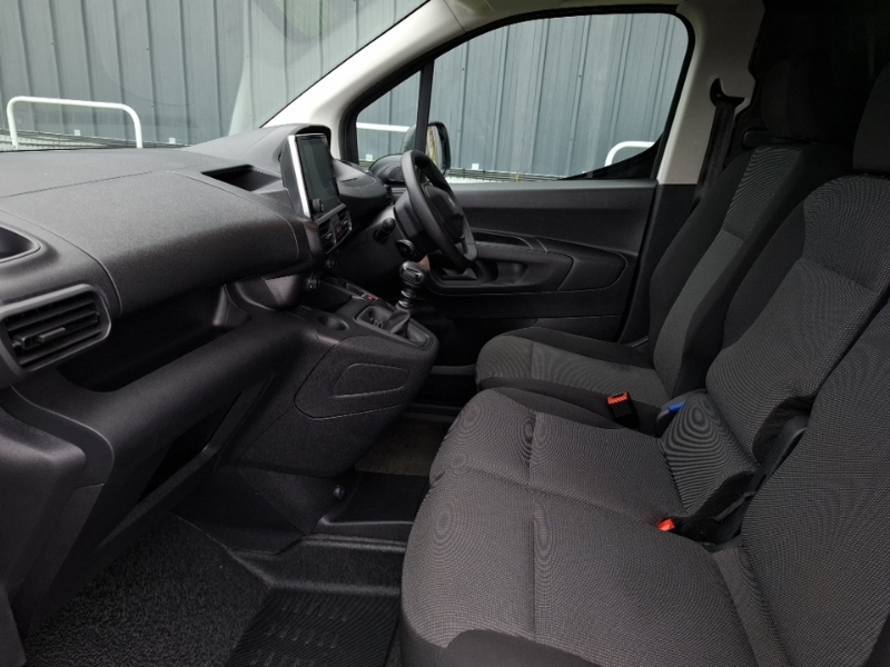 Peugeot Partner 1000 1.5 Bluehdi 100 Professional Premium Van YD23WHR White #5