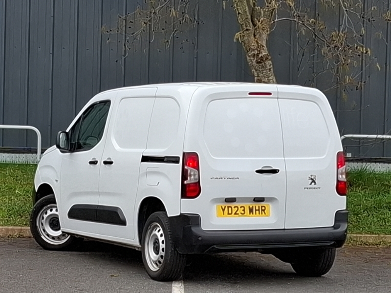 Peugeot Partner 1000 1.5 Bluehdi 100 Professional Premium Van YD23WHR White #2