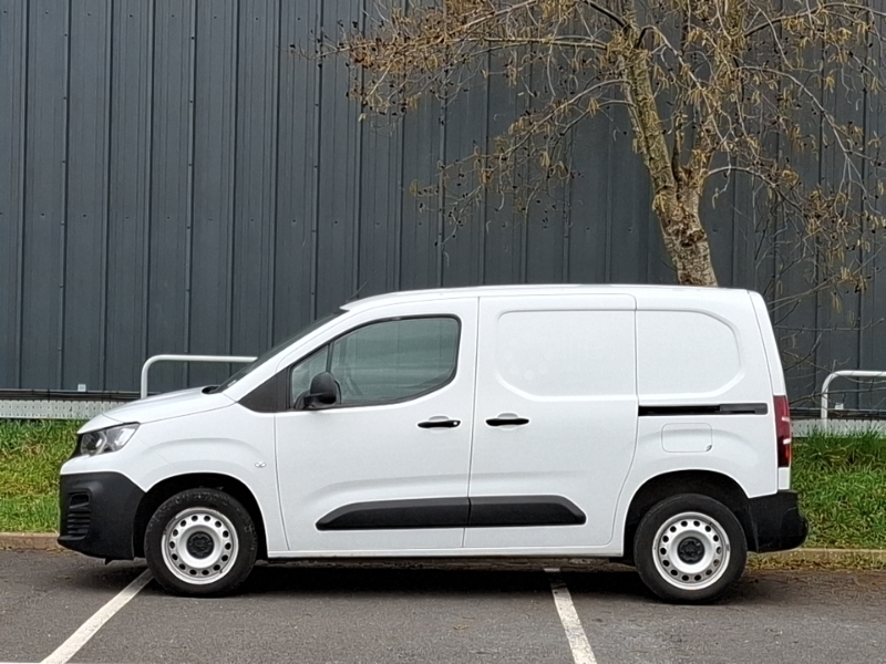 Peugeot Partner 1000 1.5 Bluehdi 100 Professional Premium Van YD23WHR White #4