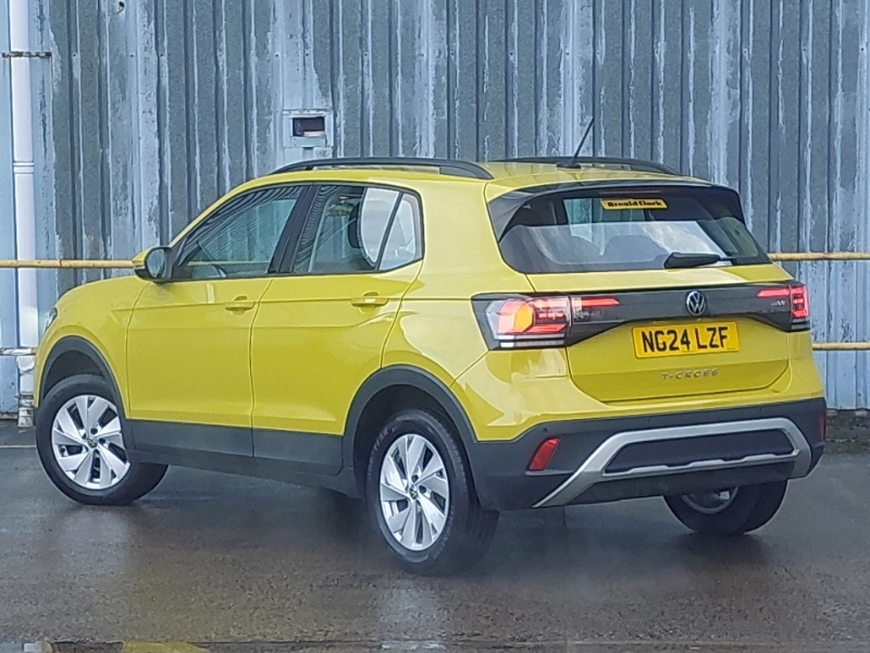 Volkswagen T-Cross 1.0 Tsi Life NG24LZF Yellow #2