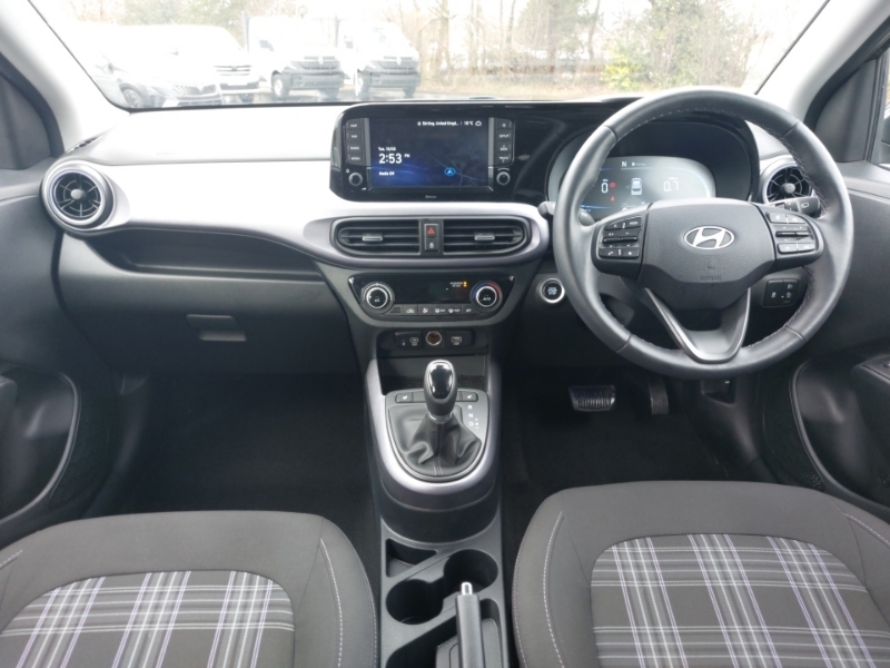 Hyundai I10 1.2 79 Premium Nav EN25TKZ Black #3