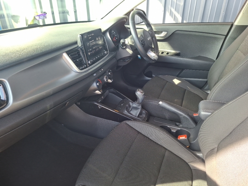 Kia RIO 1.0 T Gdi 2 Black #5