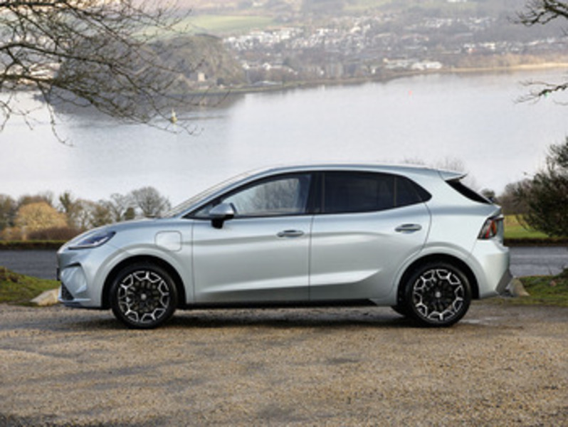 MG MG4 118Kw Premium Long Range 54Kwh Green #4