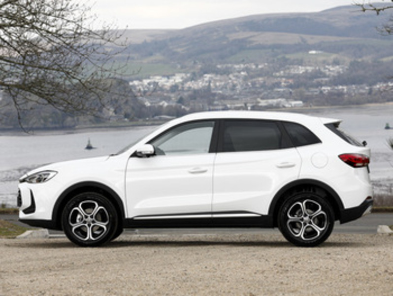 MG ZS 1.5 Se  White #4