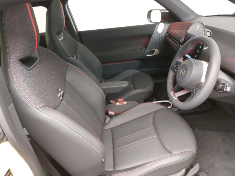 Mini Hatch 135Kw E Sport 41Kwh Yellow #6