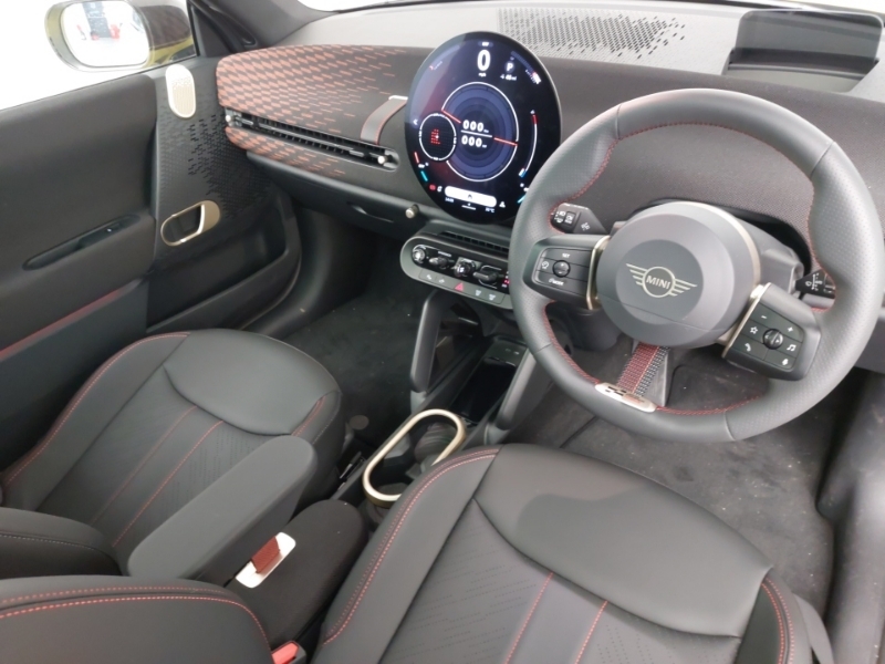 Mini Hatch 135Kw E Sport 41Kwh Yellow #4