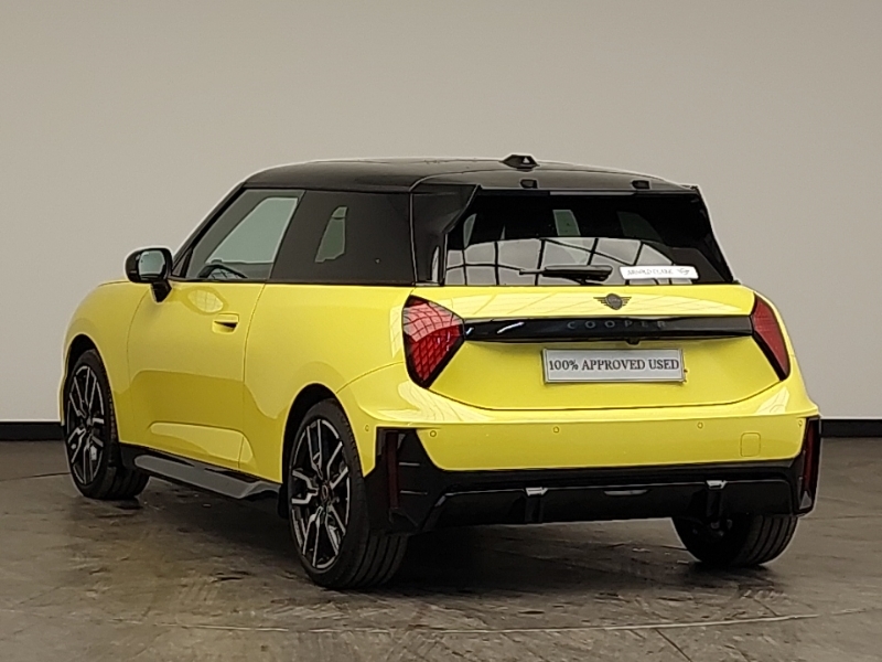 Mini Hatch 135Kw E Sport 41Kwh Yellow #2