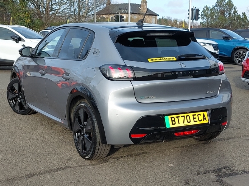 Peugeot e-208 100Kw Gt Line 50Kwh Grey #2