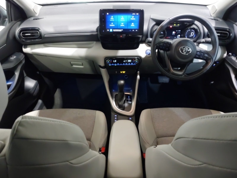 Toyota Yaris 1.5 Hybrid Excel Cvt Grey #3