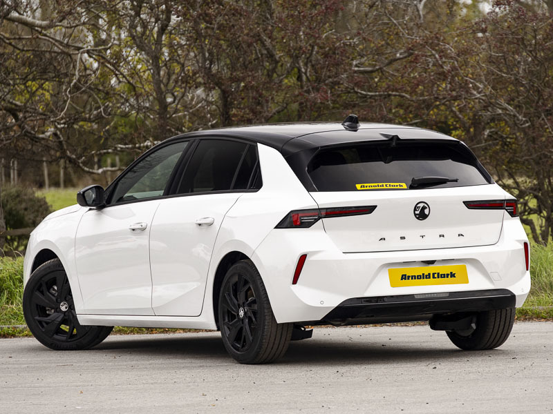 Vauxhall Astra 1.2 Turbo 130 Gs SG26XLJ White #2