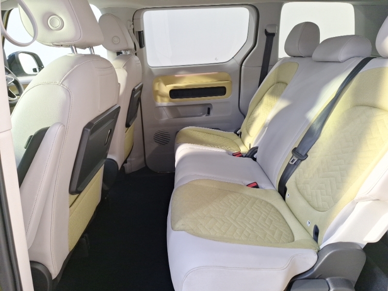 Volkswagen ID.Buzz 150Kw 1St Edition Pro 77Kwh White #6