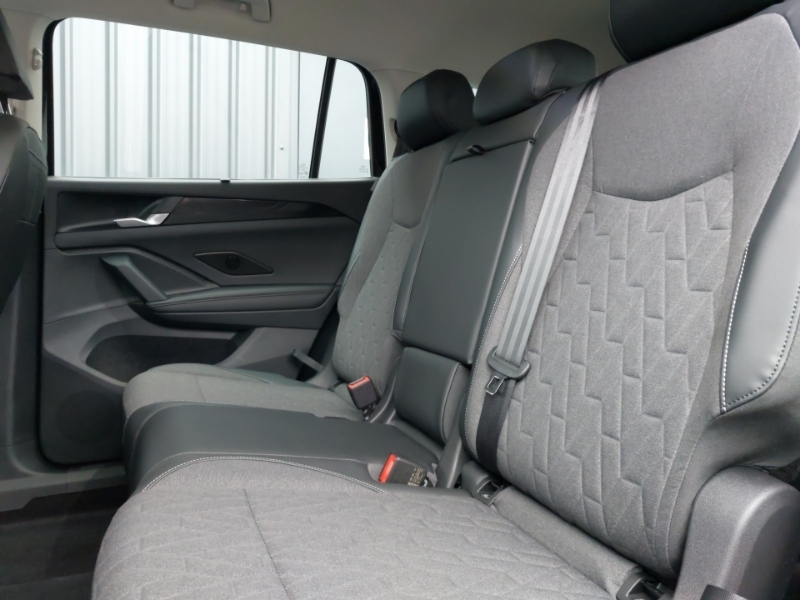 Volkswagen Tayron 2.0 Tdi Life Dsg7 7 Seat Black #6