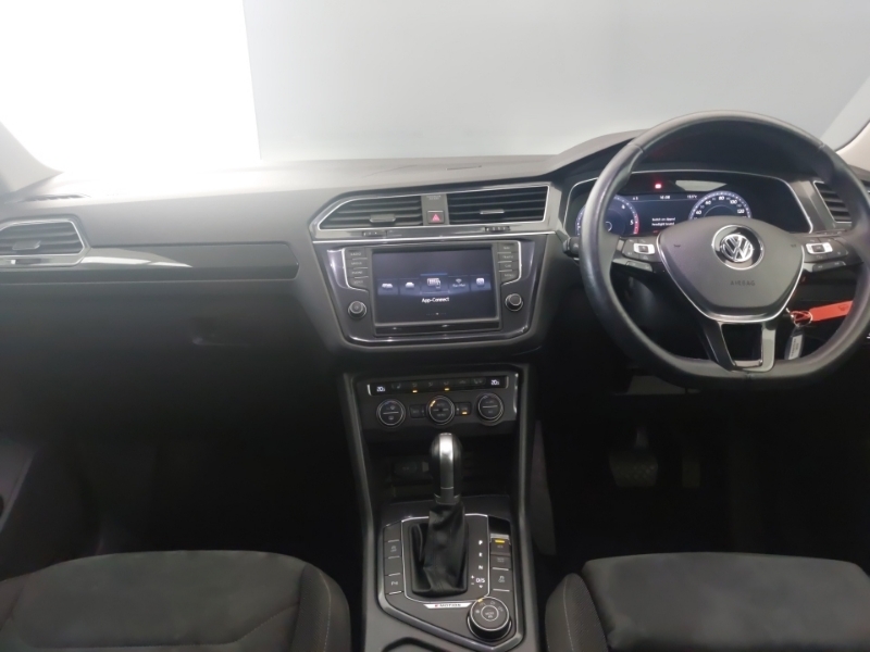 Volkswagen Tiguan 2.0 Tdi 150 4Motion Sel Dsg SG66VPK White #3