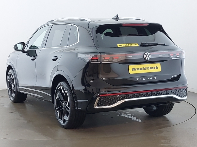 Volkswagen Tiguan 1.5 Etsi 150 R-line Dsg Black #2