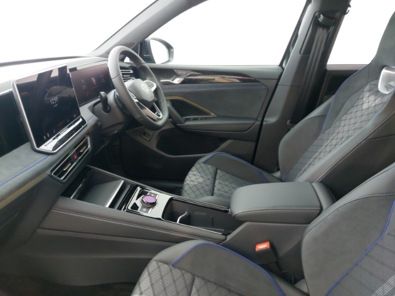 Volkswagen Tiguan 1.5 Etsi 150 R-line Dsg Black #5