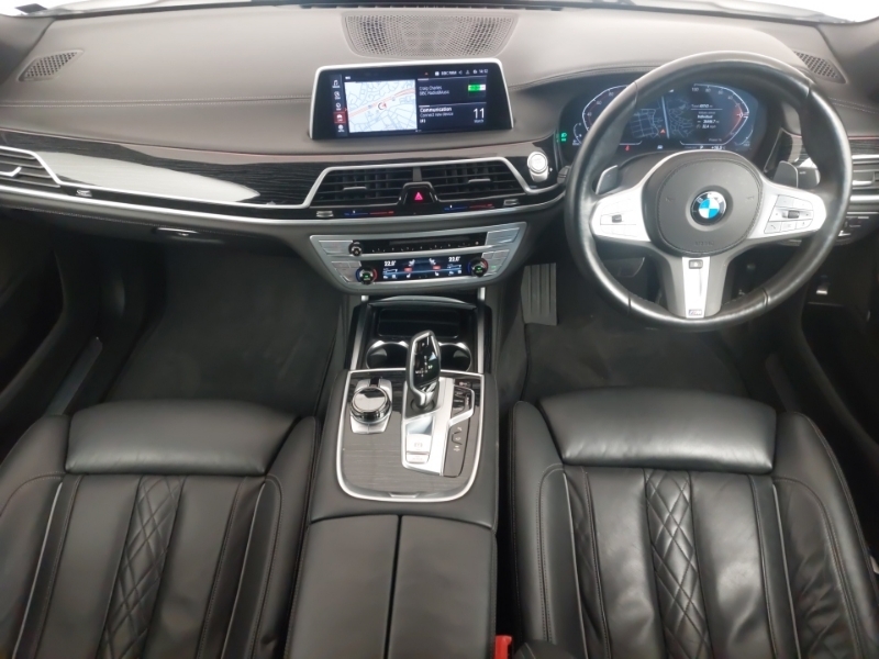 BMW 7 Series 730D Mht M Sport White #4