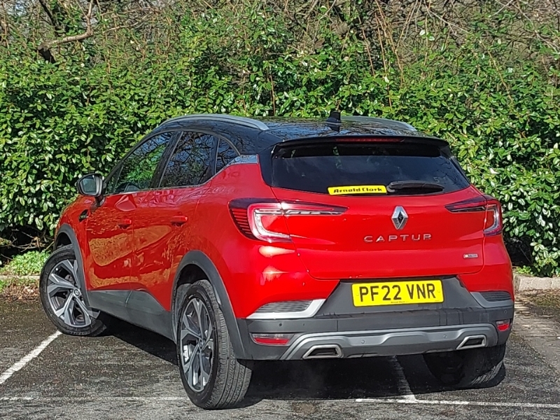 Renault Captur 1.3 Mild Hybrid 140 R.s. Line PF22VNR Red #2