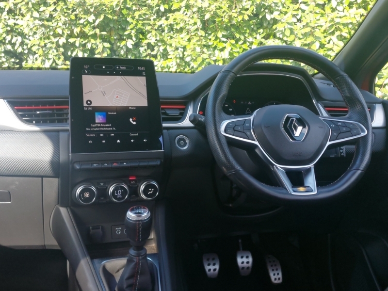 Renault Captur 1.3 Mild Hybrid 140 R.s. Line PF22VNR Red #3