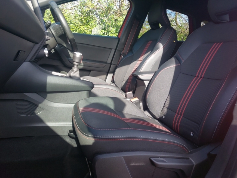 Renault Captur 1.3 Mild Hybrid 140 R.s. Line PF22VNR Red #5