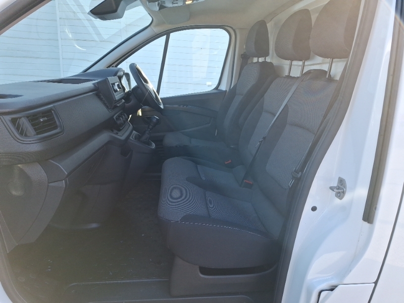 Renault Trafic Sl30 Blue Dci 130 Start Van SD24WBF White #5