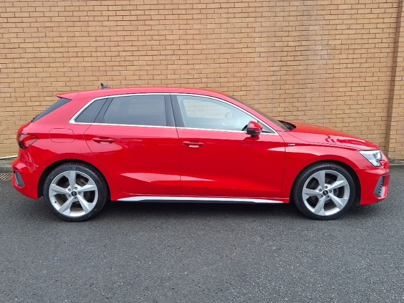 Audi A3 30 Tfsi S Line S Tronic SG72VSC Red #4
