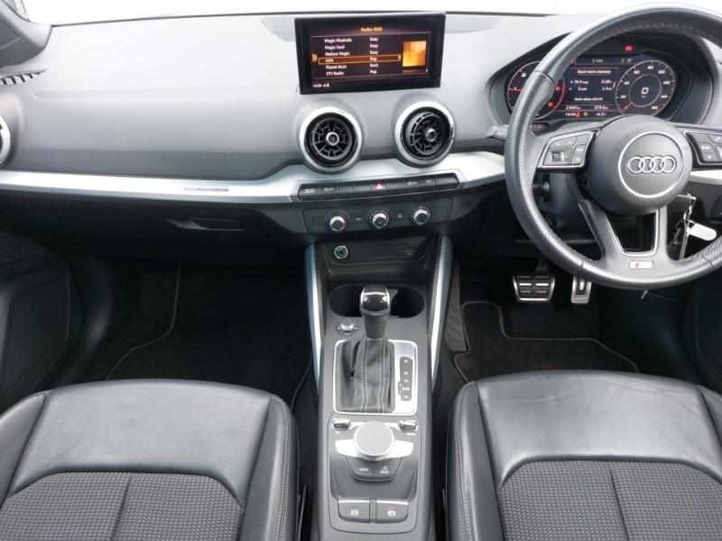 Audi Q2 35 Tdi Quattro S Line S Tronic Black #3