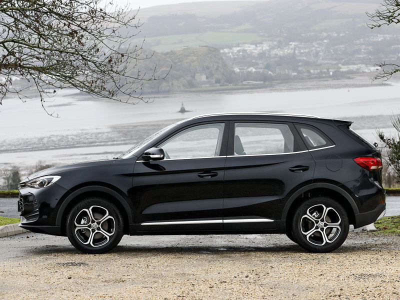 MG ZS 1.5 Hybrid Se  Black #4