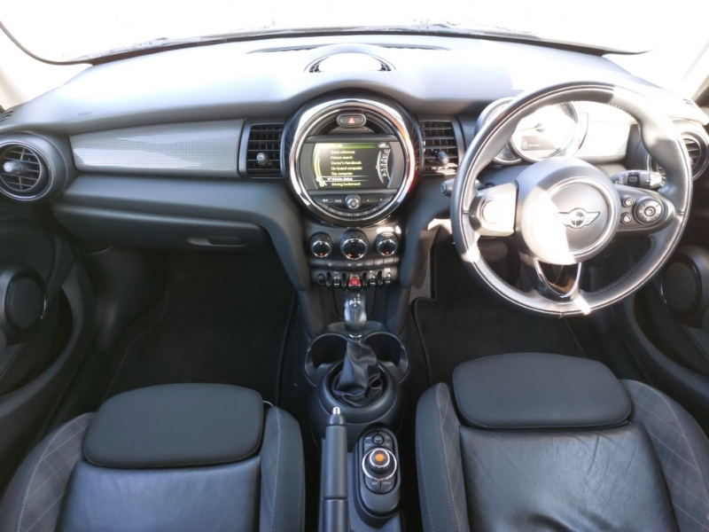 Mini Hatch 1.5 Cooper LB67RHK Black #3