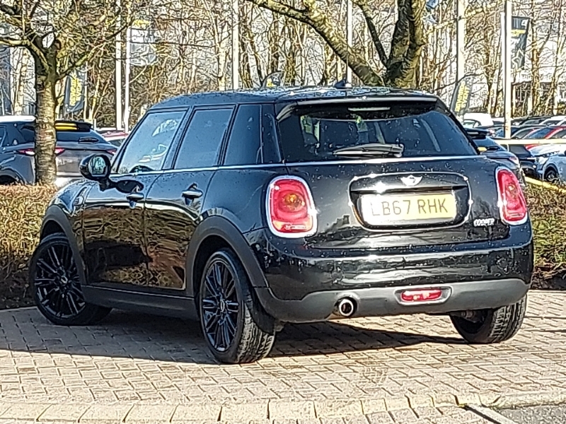 Mini Hatch 1.5 Cooper LB67RHK Black #2