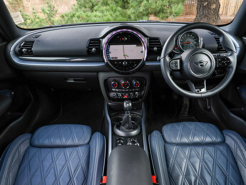 Mini Clubman 1.5 Cooper Exclusive 6Dr SY22UPB Black #4