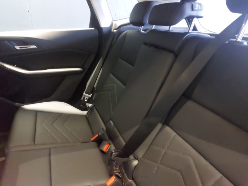 BMW 2 Series 220I Mht Luxury Dct Black #3