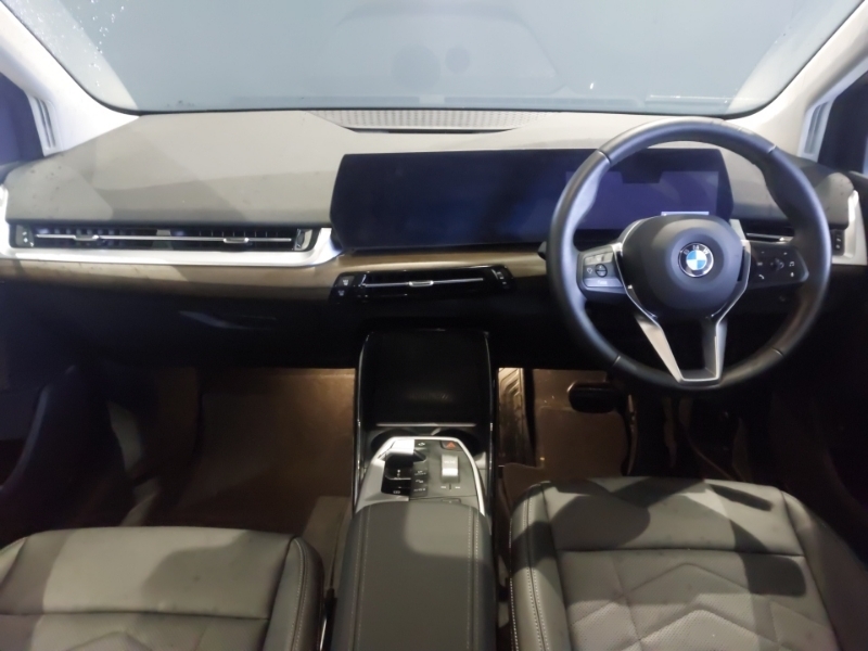 BMW 2 Series 220I Mht Luxury Dct Black