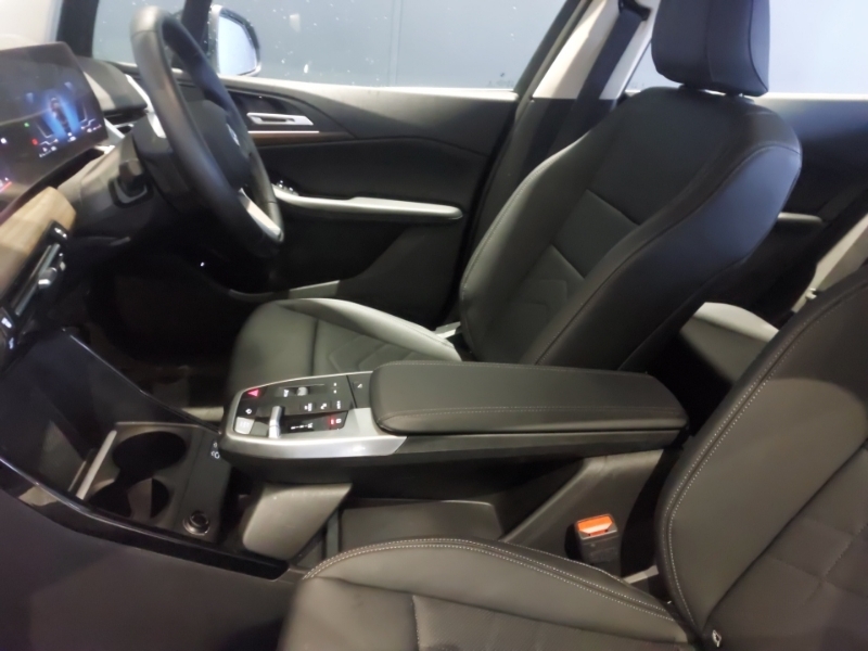 BMW 2 Series 220I Mht Luxury Dct Black #2
