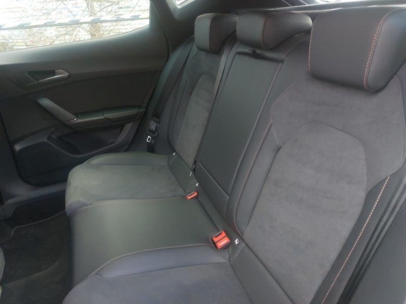Cupra Formentor 1.5 Etsi 150 V2 Dsg KY75FLG Black #6