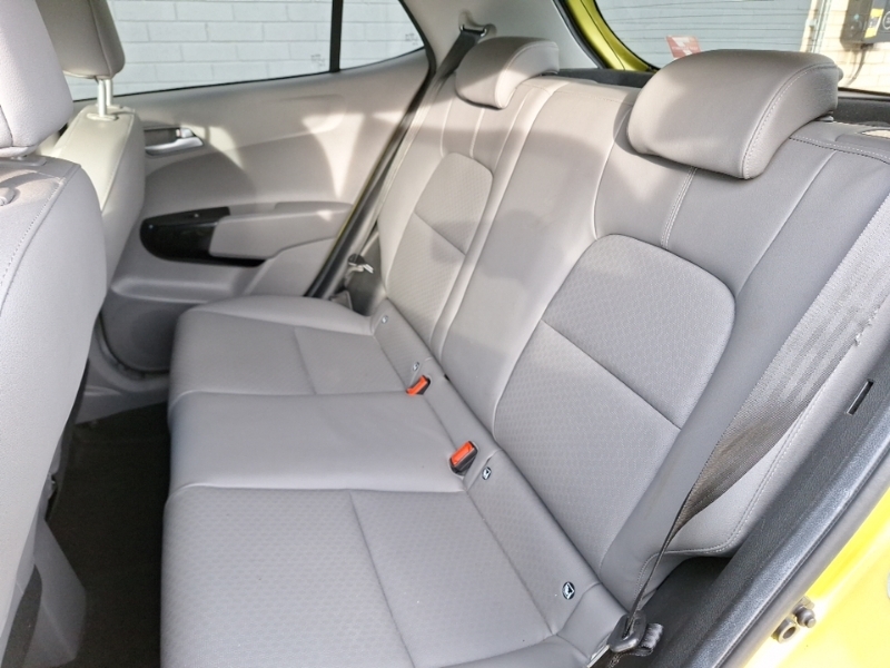 Kia Picanto 1.0 Zest 4 Seats SA21OZO Green #6