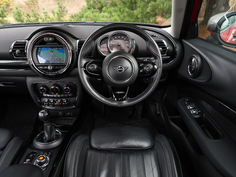 Mini Clubman 1.5 Cooper Exclusive 6Dr SY69GUK Red #5