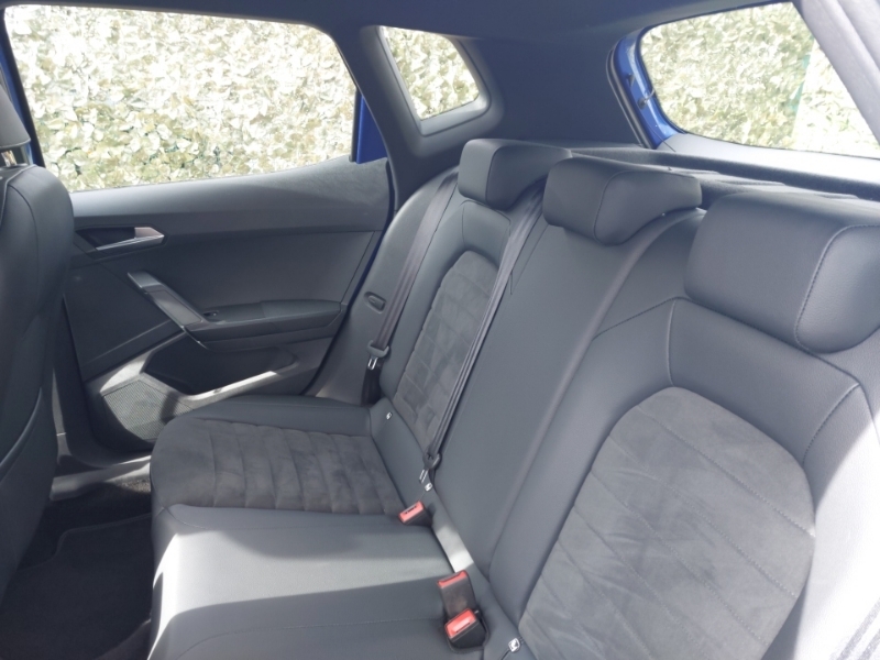 Seat Arona 1.0 Tsi 110 Xperience Lux SB72BVC Blue #6