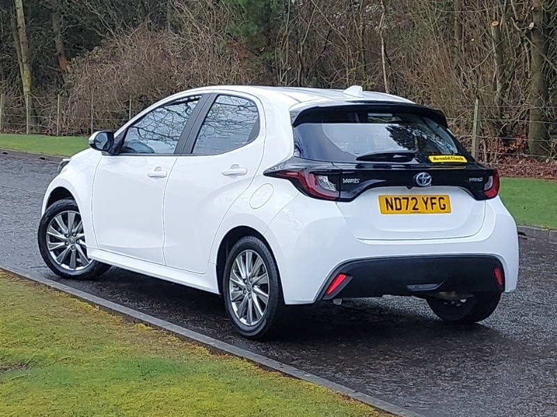 Toyota Yaris 1.5 Hybrid Icon Cvt ND72YFG White #2