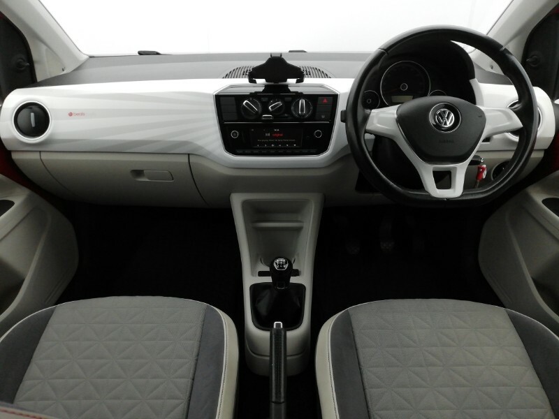Volkswagen Up 1.0 Up Beats SW17AWP Red #3