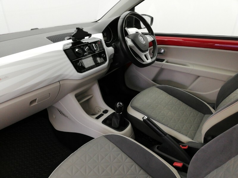 Volkswagen Up 1.0 Up Beats SW17AWP Red #5