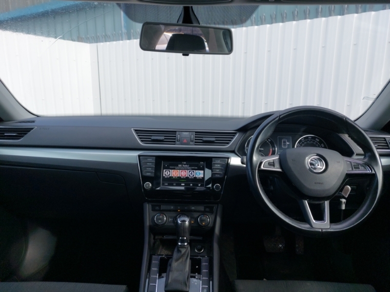 Skoda Superb 2.0 Tdi Cr Se Dsg Grey #3