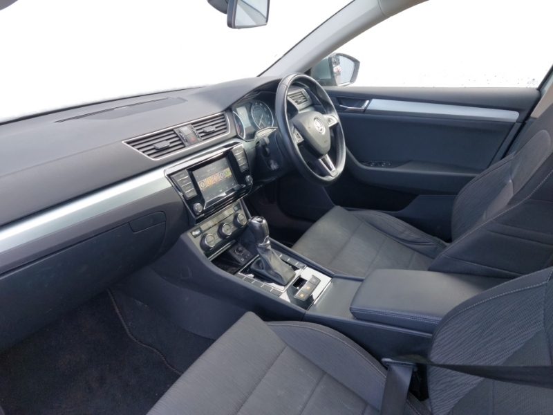 Skoda Superb 2.0 Tdi Cr Se Dsg Grey #5