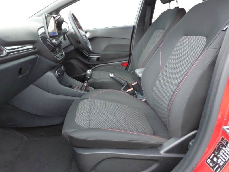 Ford Fiesta 1.0 Ecoboost Hybrid Mhev 125 St-line Edition YY70KWH Red #5
