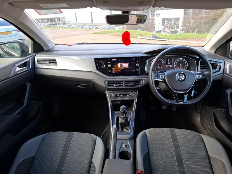 Volkswagen Polo 1.0 Tsi 115 Sel SL18KOX Black #3