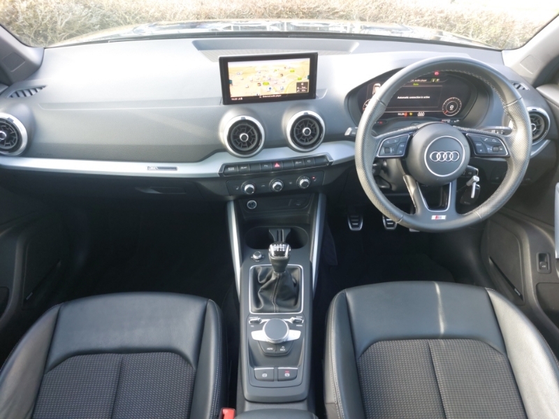 Audi Q2 30 Tfsi S Line Cs WR71UBO Black #3